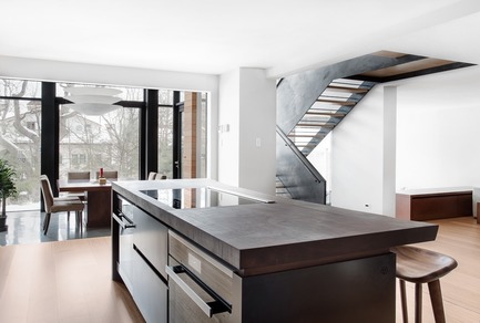Dossier de presse | 673-19 - Communiqué de presse | Dévoilement des lauréats de la 11e édition des GRANDS PRIX DU DESIGN - Agence PID - Concours - PRIX CUISINE<br>Acier Bleu<br>ARCHITEM Wolff Shapiro Kuskowski architectes<br> - Crédit photo :  Drew Hadley 