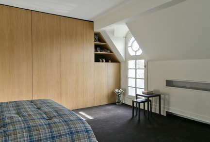 Press kit | 2180-02 - Press release | Mansion "L’hôtel de Bethmann" - Martins | Afonso atelier de design - Residential Interior Design - Mansard roof Bedroom<br> - Photo credit: Mickaël Martins Afonso 