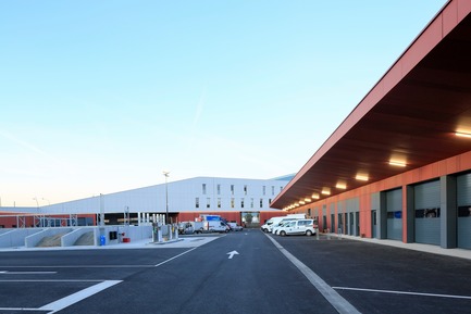 Dossier de presse | 921-12 - Communiqué de presse | Centre Technique Municipal de Blagnac - NBJ architectes - Architecture industrielle - Centre technique Municipal de Blagnac - Crédit photo :  photoarchitecture.com/PaulKozlowski 