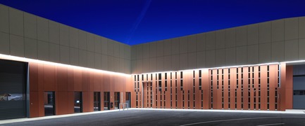 Dossier de presse | 921-12 - Communiqué de presse | Centre Technique Municipal de Blagnac - NBJ architectes - Architecture industrielle - Centre technique Municipal de Blagnac - Crédit photo :  photoarchitecture.com/PaulKozlowski 