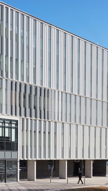 Dossier de presse | 2681-02 - Communiqué de presse | Sheridan College Hazel McCallion Campus Phase 2 - Moriyama & Teshima │ Montgomery Sisam, Architects in Joint Venture - Architecture institutionnelle - Crédit photo : Shai Gil