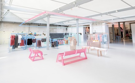Dossier de presse | 3160-02 - Communiqué de presse | Frame Awards 2018 Winners Announced In Amsterdam - Frame - Design d’intérieur commercial -                            Noman Studio - Jury Prize for Pop-up Store of the Year -                                                       Esprit x Opening Ceremony, Amsterdam                                               &nbsp;<br> - Crédit photo : Team Peter Stigter<br>