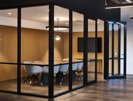 Dossier de presse | 2395-02 - Communiqué de presse | Tom Mark Henry designs MullenLowe Profero’s Sydney Office - Tom Mark Henry - Design d’intérieur commercial - Tom Mark Henry MullenLowe Profero - Crédit photo : Damian Bennett