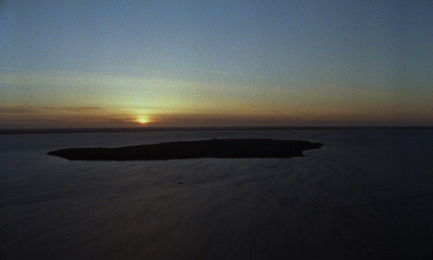 Press kit | 701-09 - Press release | Lynne Cohen, Laurent Grasso and Tino Sehgal - Musée d'art contemporain de Montréal (MAC) - Event + Exhibition - Uraniborg (image tirée du film), 2012Laurent GrassoFilm 16 mm transféré sur Blu-rayCouleur, son, 15 min 48 sAvec l’aimable permission de la Galerie Chez Valentin, Paris / Sean Kelly Gallery NY / Edouard Malingue Gallery HK© Laurent Grasso / ADAGP 2013