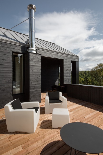Dossier de presse | 1678-03 - Communiqué de presse | Résidence de la Canardière - Atelier BOOM-TOWN - Architecture résidentielle - Toit-terrasse - Crédit photo : Steve Montpetit