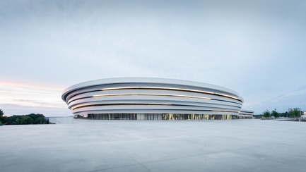 Dossier de presse | 2276-07 - Communiqué de presse | ArchiDesignclub Awards 2018 : découvrez les projets lauréats ! - ArchiDesignclub by Muuuz - Concours - Prix "Sport" : Arena du Pays d'Aix, Aix-en-Provence (13) - Auer Weber et   Christophe Gulizzi&nbsp; - Crédit photo : Auer Weber - Aldo Amoretti