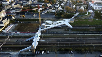Dossier de presse | 2276-07 - Communiqué de presse | ArchiDesignclub Awards 2018 : découvrez les projets lauréats ! - ArchiDesignclub by Muuuz - Concours - Prix spécial "Architecture et Paysage" : Parking-Jardin, Vitré (35) -   TETRARC - Crédit photo : Thomas Vittu