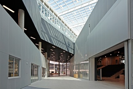 Dossier de presse | 2276-07 - Communiqué de presse | ArchiDesignclub Awards 2018 : découvrez les projets lauréats ! - ArchiDesignclub by Muuuz - Concours - Prix spécial du jury : Lab City, Gif-sur-Yvette (91) - OMA - Crédit photo : Philippe Ruault