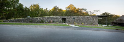 Dossier de presse | 2263-02 - Communiqué de presse | Harmonie entre nature, architecture et patrimoine : Pavillon paysage à St-Roch-des-Aulnaies - Anne Carrier Architectes - Architecture institutionnelle - Crédit photo : Stéphane Groleau