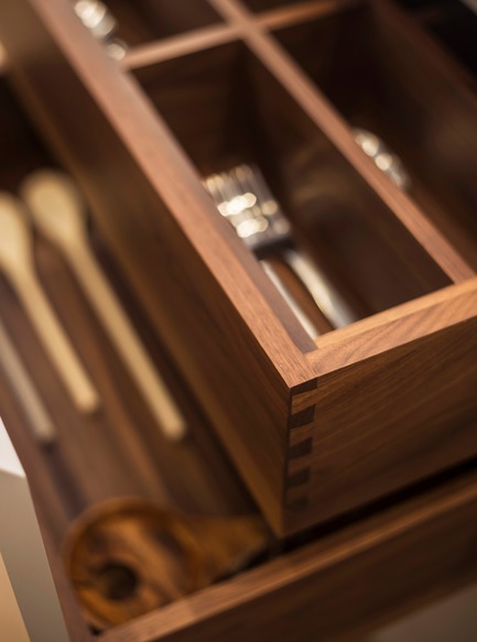 Dossier de presse | 1701-03 - Communiqué de presse | Highgate Hill - LLI Design - Design d’intérieur résidentiel - Kitchen - Joinery Detail - Crédit photo : Photography / Styling : Rick Mccullagh / LLI Design