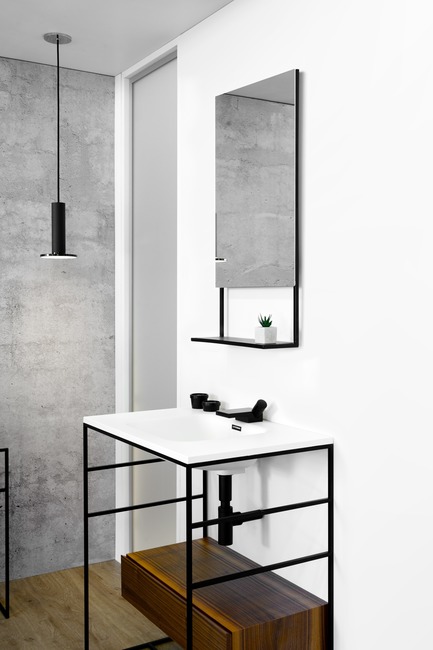 Press kit | 2342-03 - Press release | WETSTYLE Reveals C2; New Vanity and Accessories Collection - WETSTYLE - Product - C2 Collection Mirror with wood shelf finished Natural Walnut - Photo credit: WETSTYLE