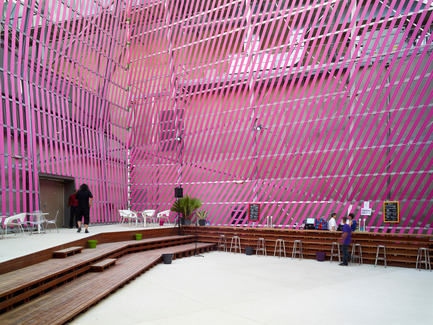 Dossier de presse | 898-03 - Communiqué de presse | Paloma - Tetrarc - Architecture institutionnelle - Crédit photo : Stéphane Chalmeau