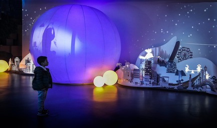 Press kit | 3296-01 - Press release | Shadow Play - Lucion Média - Multimedia Design - Photo credit: Lucion Media inc.&nbsp;