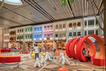 Press kit | 1089-04 - Press release | Moment Factory Was Commissioned by Singapore’s Changi Airport Group to Create Major New Experiential Media Features - Moment Factory - Multimedia Design - Peranakan Love Story - Photo credit: Moment Factory