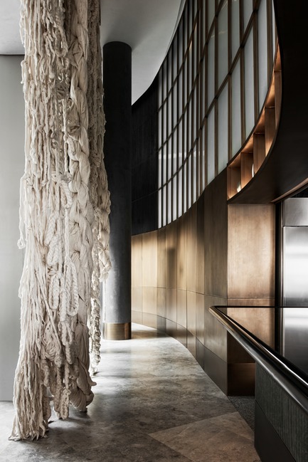 Press kit | 2887-02 - Press release | Sean Connolly at Dubai Opera - Alexander &CO. - Commercial Interior Design - Photo credit: Brooke Holm