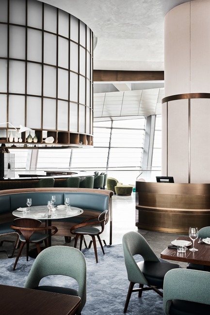 Press kit | 2887-02 - Press release | Sean Connolly at Dubai Opera - Alexander &CO. - Commercial Interior Design - Photo credit: Brooke Holm