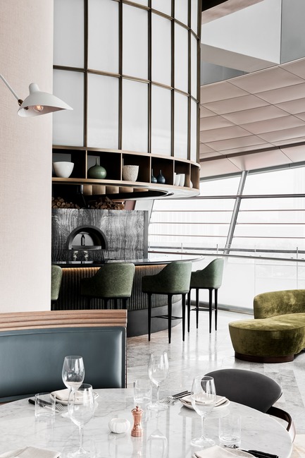 Press kit | 2887-02 - Press release | Sean Connolly at Dubai Opera - Alexander &CO. - Commercial Interior Design - Photo credit: Brooke Holm
