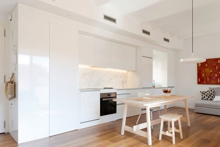 Press kit | 3175-01 - Press release | Born House - Gokostudio, Architecture and Interior Design - Residential Architecture - Photo credit: Valentín Hîncu
