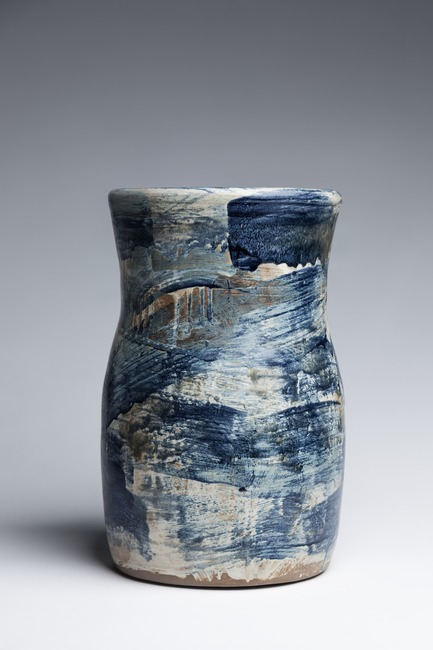 Press kit | 1082-06 - Press release | Two New Works by Pascale Girardin in Las Vegas: "Bloom" and "Desert Breeze" - Pascale Girardin - Art -  Hand built stoneware stool which will be presented within the booth at HD expo. - Photo credit: Stephany Hildebrand