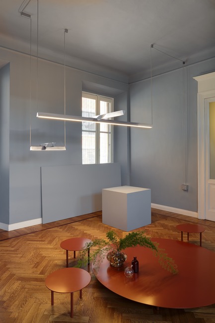 Dossier de presse | 3311-01 - Communiqué de presse | « Montréal a Milano »… ressentir l’esprit de la ville - In Toto - Évènement + Exposition - Lambert &amp; Fils (luminaire) - Foraine par Atelier Barda (tables) - Crédit photo :         Alex Lesage (Threefold Agency)