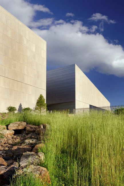 Dossier de presse | 1456-02 - Communiqué de presse | Shared Identity:CannonDesign’s David Polzin Weighs in on the Importance of Communal Context - CannonDesign - Architecture commerciale - Missouri State University, Bill R. Foster &amp; Family Recreation Center - Crédit photo : Gayle Babcock