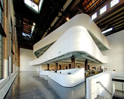 Dossier de presse | 1456-02 - Communiqué de presse | Shared Identity:CannonDesign’s David Polzin Weighs in on the Importance of Communal Context - CannonDesign - Architecture commerciale - CannonDesign St. Louis Office, Power House - Crédit photo : Gayle Babcock