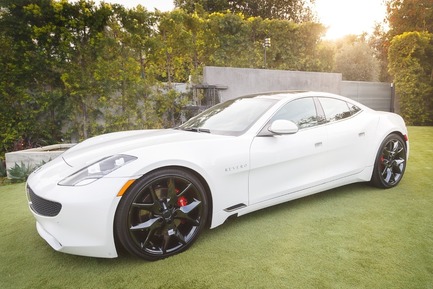 Dossier de presse | 2092-09 - Communiqué de presse | Dwell on Design Celebrates 13th Year at LA Convention Center - Dwell on Design - Évènement + Exposition - Karma Automotive at VIP Reception - Crédit photo : Brian McCarthy