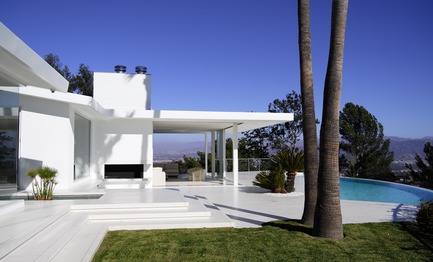 Press kit | 2933-01 - Press release | Residence Overlooking Mulholland Drive - Heusch Inc. - Residential Architecture - Photo credit: Gerhard Heusch