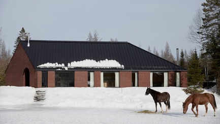 Dossier de presse | 1677-04 - Communiqué de presse | Maison Gauthier - Atelier Barda architecture - Architecture résidentielle - Crédit photo : Maxime Desbiens