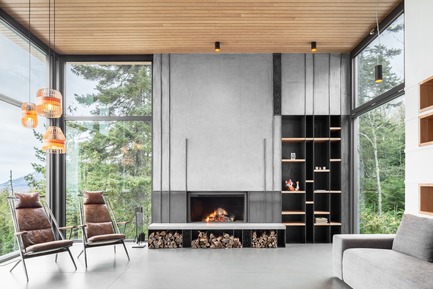 Dossier de presse | 1572-02 - Communiqué de presse | Les Grandes Horizontales - Thellend Fortin Architectes - Architecture résidentielle - foyer - Crédit photo : Charles Lanteigne