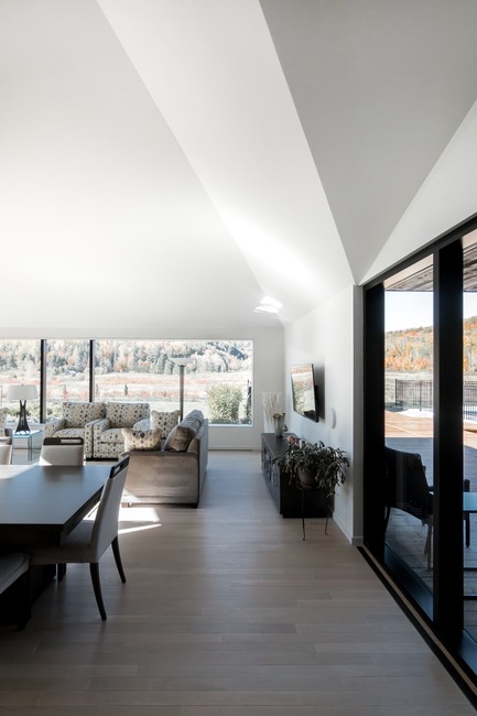 Dossier de presse | 721-08 - Communiqué de presse | Résidence de la Vallée du Parc - Chevalier Morales - Architecture résidentielle - Crédit photo : Chevalier Morales Architectes