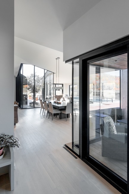 Dossier de presse | 721-08 - Communiqué de presse | Résidence de la Vallée du Parc - Chevalier Morales - Architecture résidentielle - Crédit photo : Chevalier Morales Architectes