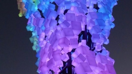 Press kit | 2949-06 - Press release | San Francisco Design Week 2018: Start Here - San Francisco Design Week - Event + Exhibition -  "Squared" interactive light installation at Patricia's Green. Octavia Block Party, San Francisco Design Week 2018.<br>  - Photo credit:  "Squared" light sculpture by artist, Charlie Gadekan.<br> 