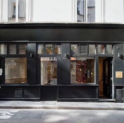 Press kit | 3343-01 - Press release | YoshinoriRestaurant - Alia Bengana + Atelier BEPG - Commercial Interior Design - Photo credit: David Cousin-Marsy