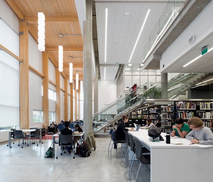 Press kit | 2124-02 - Press release | IESBC Announces its 2018 ‘Vision Awards’ for Best Lighting Design in BC, Canada - IESBC - Lighting Design -  Emily Carr -        The Library consists of custom pendants, recessed slotlights, and gimble lights to provide quality, low glare and warm illumination.  - Photo credit:          Silent Sama