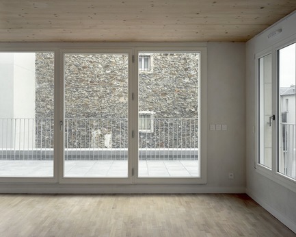 Dossier de presse | 3378-01 - Communiqué de presse | Social Housing Units in Massive Stone - Barrault Pressacco architectes - Architecture résidentielle - Barrault Pressacco - Oberkampf - Appartement - Crédit photo : (c)-Maxime-Delvaux