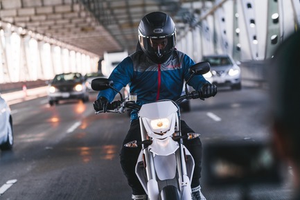 Press kit | 2949-07 - Press release | San Francisco Design Week First Annual Awards Debut - San Francisco Design Week - Competition - Alta Motors -- The Ultimate Urban Commuter: Alta Motors’ Redshift SuperMoto. <br> - Photo credit: Photo courtesy&nbsp;Alta Motors.