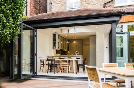 Dossier de presse | 1701-04 - Communiqué de presse | Victorian Townhouse, Highgate, London - LLI Design - Design d’intérieur résidentiel - External - Rear Extension - Crédit photo : Photography / Styling : Rick Mccullagh / LLI Design