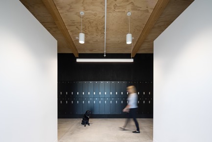 Dossier de presse | 2207-02 - Communiqué de presse | The Dock Building - MGA | MICHAEL GREEN ARCHITECTURE - Architecture industrielle - Interior&nbsp; - Crédit photo : Ema Peter&nbsp;