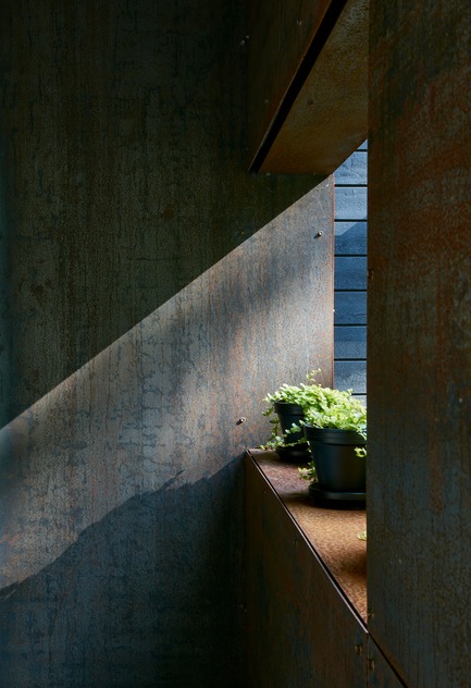 Dossier de presse | 780-04 - Communiqué de presse | Maison du Lac Charlebois - Paul Bernier Architecte - Architecture résidentielle - Crédit photo : James Brittain