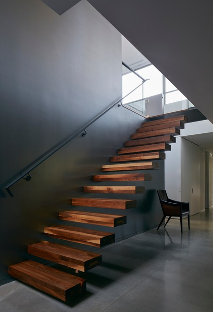 Dossier de presse | 780-04 - Communiqué de presse | Maison du Lac Charlebois - Paul Bernier Architecte - Architecture résidentielle - Crédit photo : James Brittain