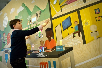 Press kit | 1997-05 - Press release | European Healthcare Design WinnerCOACH - Interactive and Playful Centre for Overweight Adolescent and Children's Healthcare of the Maastricht UMC+ - Tinker imagineers - Commercial Interior Design - Bringing the animations at the interactive wall to life will help children become aware of a healthy lifestyle. - Photo credit: Mike Bink