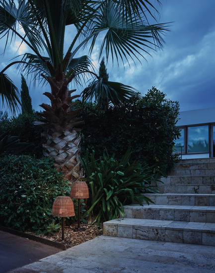 Dossier de presse | 3342-01 - Communiqué de presse | Bover Launches Its Outdoor Collection - Bover Barcelona - Design d’éclairage - Atticus by Joana Bover - Crédit photo : Bover Barcelona