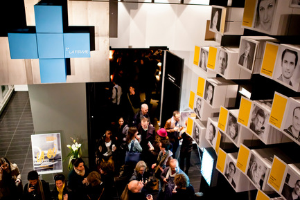 Press kit | 1044-01 - Press release | RIDM 2012 lounge - La firme, Baillat Cardell & Fils et XYZ Technologie culturelle - Multimedia Design - Photo credit: Emily Gan