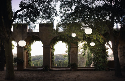 Dossier de presse | 3342-01 - Communiqué de presse | Bover Launches Its Outdoor Collection - Bover Barcelona - Design d’éclairage - Elipse Outdoor by Alex Fernández Camps &amp; Gonzalo Milà - Crédit photo : Bover Barcelona