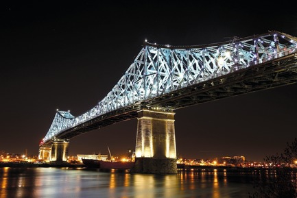 Press kit | 809-23 - Press release | AZURE Announces the Winners of the 2018 AZ Awards - AZURE - Competition - 2018 AZ Awards -&nbsp;Best Lighting Installations<br>Moment Factory: Jacques Cartier Bridge Interactive Illumination, Montreal, Quebec, Canada - Photo credit: AZURE