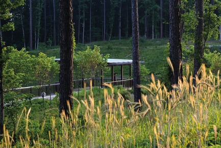 Press kit | 809-23 - Press release | AZURE Announces the Winners of the 2018 AZ Awards - AZURE - Competition - 2018 AZ Awards - Special Category: Environmental Leadership<br>Nelson Byrd Woltz Landscape Architects and Duke University: Duke University Water Reclamation Pond, Durham, North Carolina, USA - Photo credit: AZURE