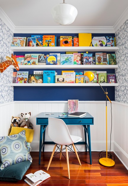 Press kit | 2147-02 - Press release | Mountain Lakes Residence - KNOF design - Residential Interior Design - Mountain Lakes Boy's Room Study Nook - Photo credit: Sean Litchfield