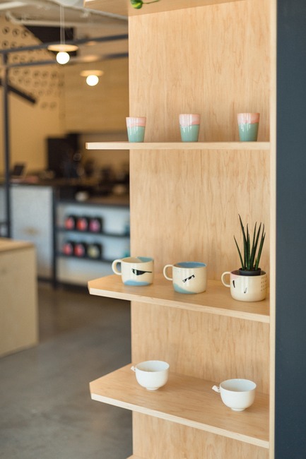 Dossier de presse | 3335-01 - Communiqué de presse | Le café et atelier de poterie Les Faiseurs ouvre ses portes dans La Petite-Patrie - Les Faiseurs - Art de vivre - Crédit photo : Marc-Olivier Bécotte