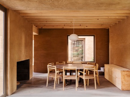 Dossier de presse | 3424-01 - Communiqué de presse | Entre Pinos - Taller Héctor Barroso - Architecture résidentielle - Crédit photo : Rory Gardiner